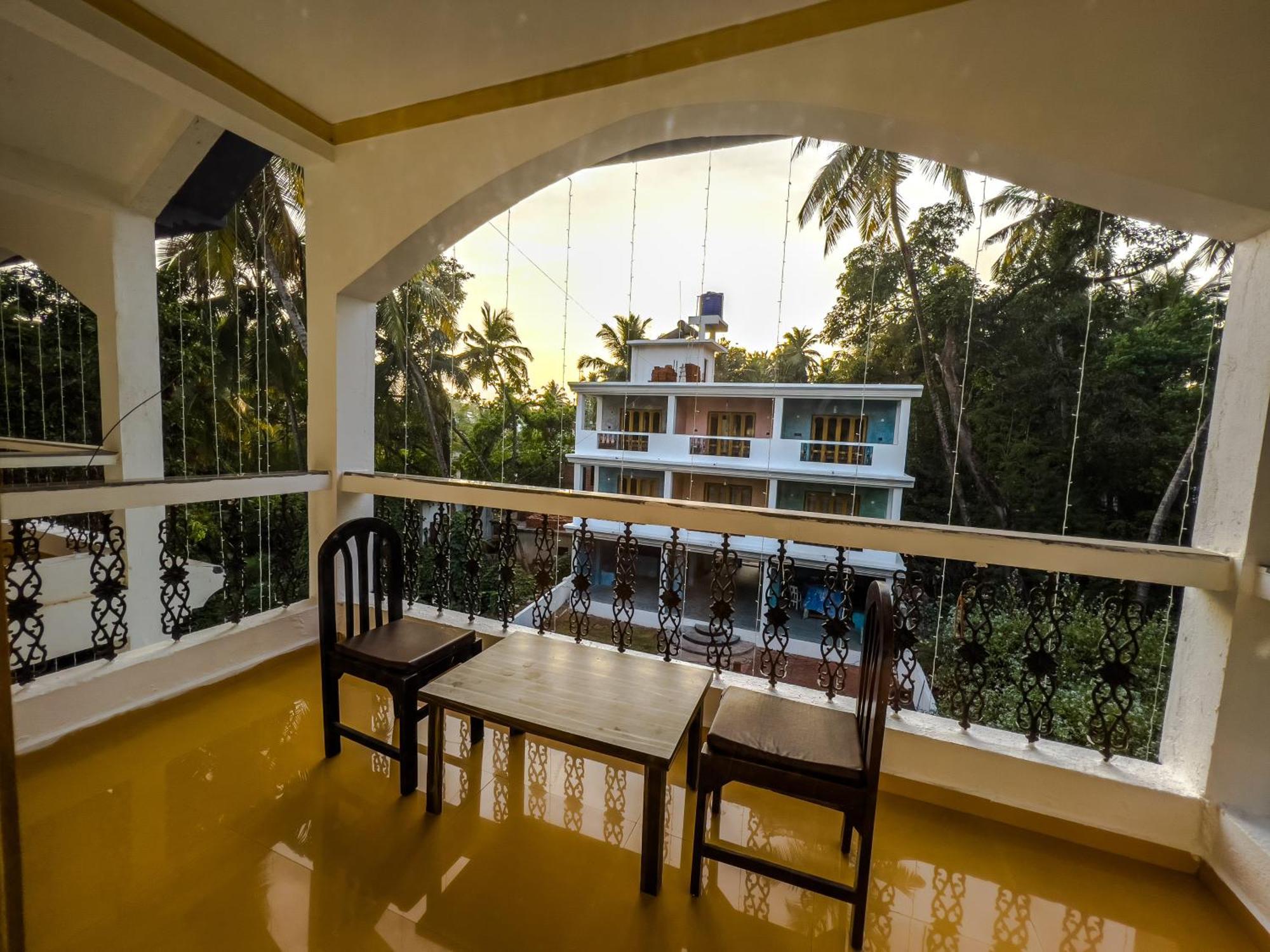 Nalanda Retreat Goa By Mandrem Beach Exterior photo